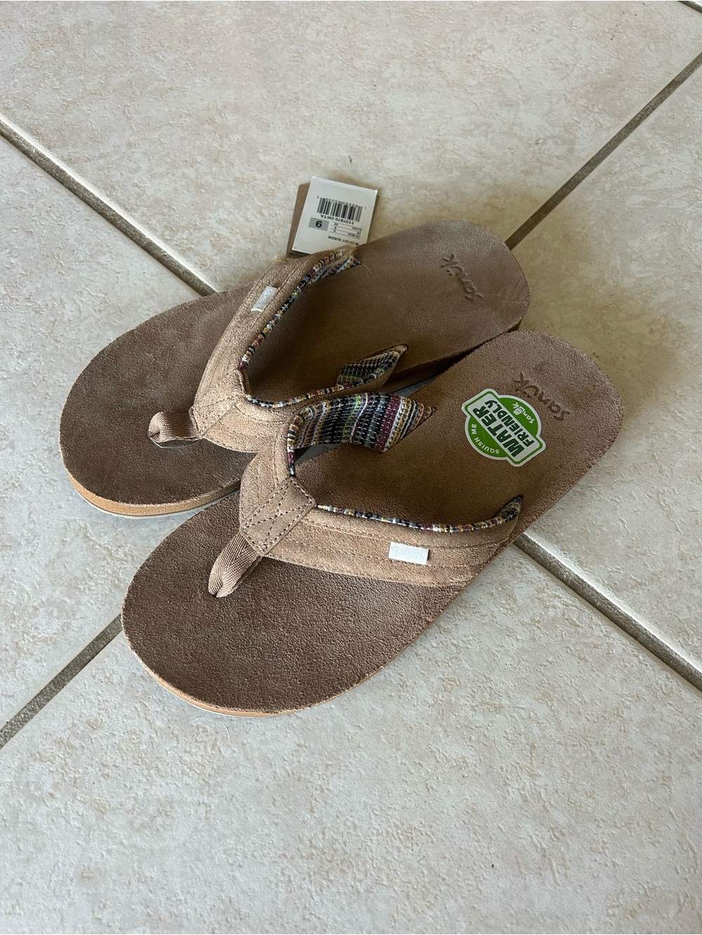 Sanuk Tan Ziggy Suede Leather Flip Flop Sandals NWT! Men’s Size 9